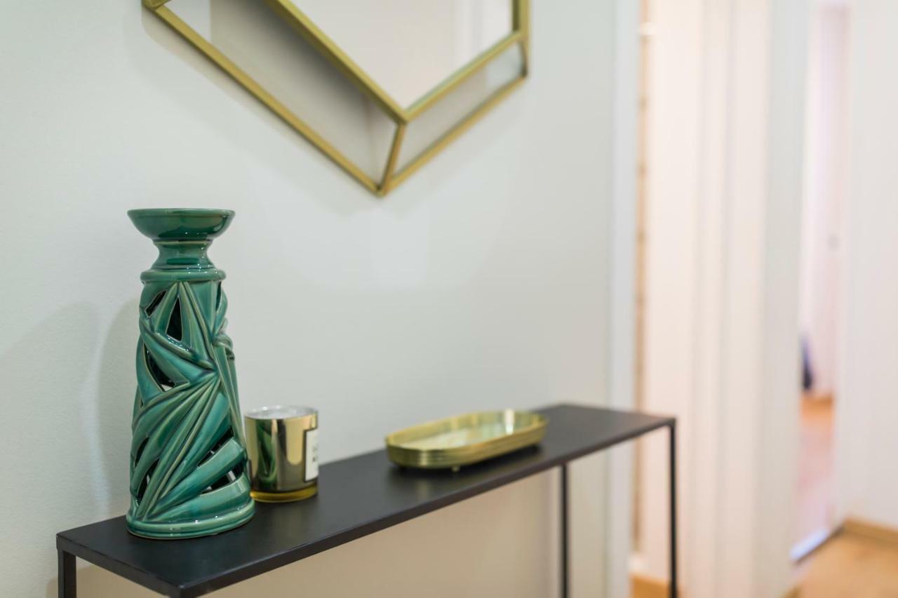 Elegant Lisbon Heart Apartment Bagian luar foto
